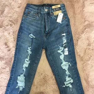 Never worn new skinny jeans